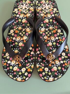 Tory Burch heeled sandals/ flip flops